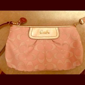 COACH PINK & GOLD WRISTLET